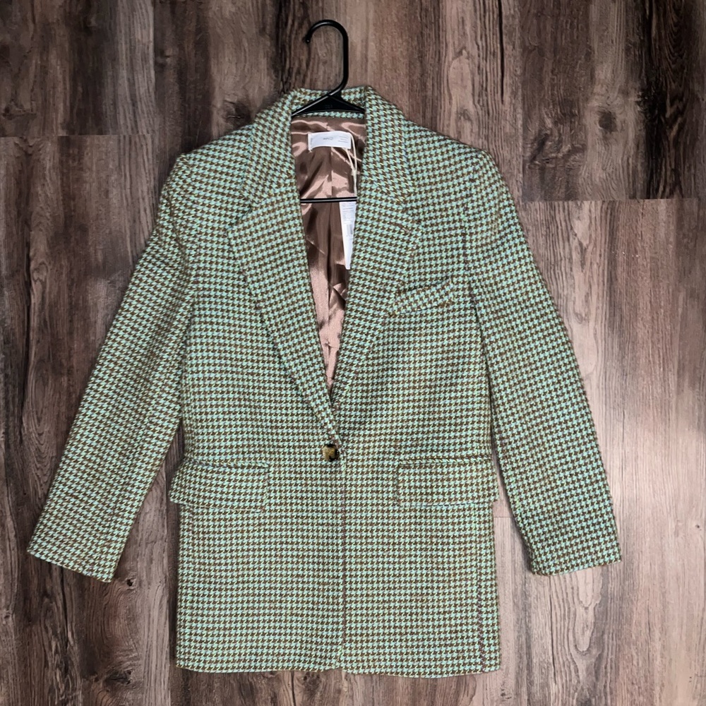 MNG ✨ NWT Women’s Suit Jacket